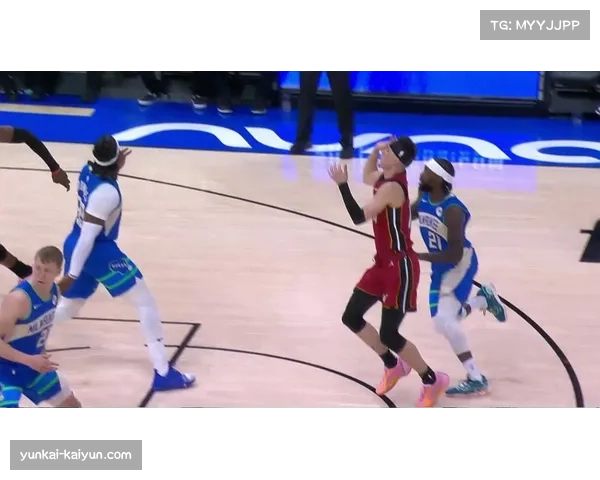 奎克利32分9助攻主导进攻 猛龙客场大胜雄鹿稳固排名